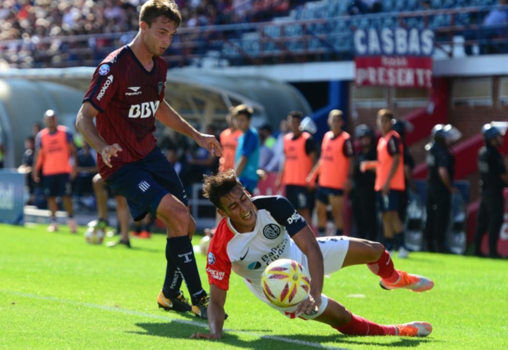 San Lorenzo sigue en picada, y mientras espera a Almirón, cayó de local frente a Talleres