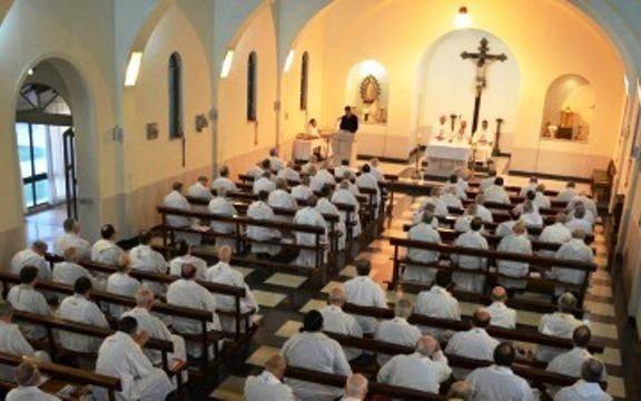 Los obispos se reúnen para analizar la situación social y renunciarían a los aportes del Estado