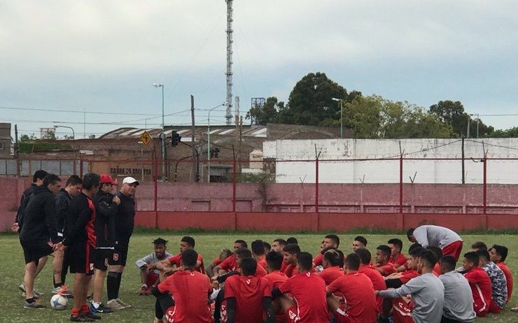 Cambaceres y su primera práctica con nuevo DT