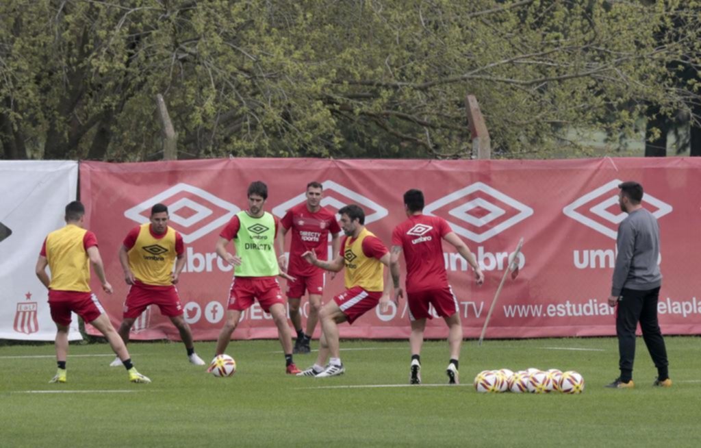 El Pincha ya le apunta al Sabalero y el Chino tocaría lo menos posible el equipo