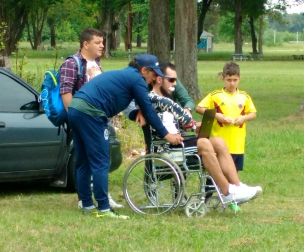 Maxi Kondratiuk estuvo de visita en Estancia Chica y Troglio lo fue a recibir