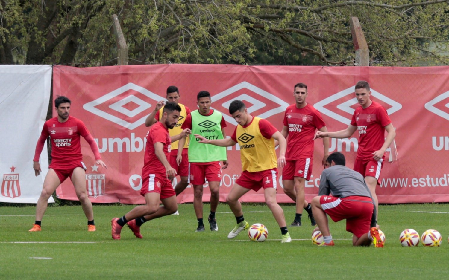 Con Gómez, diferenciado, el León trabajó pensando en el Sabalero