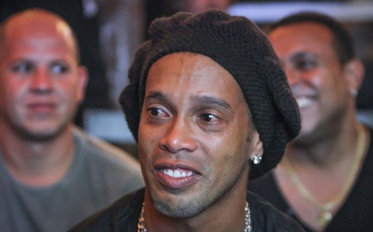 ¿Ronaldinho en bancarrota?: no puede afrontar deudas y sus cuentas están vacías