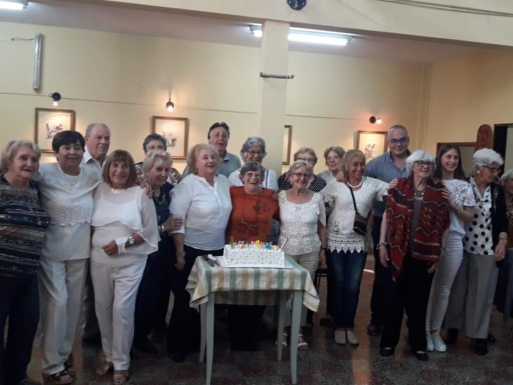 Papelnonos Platense, de festejo