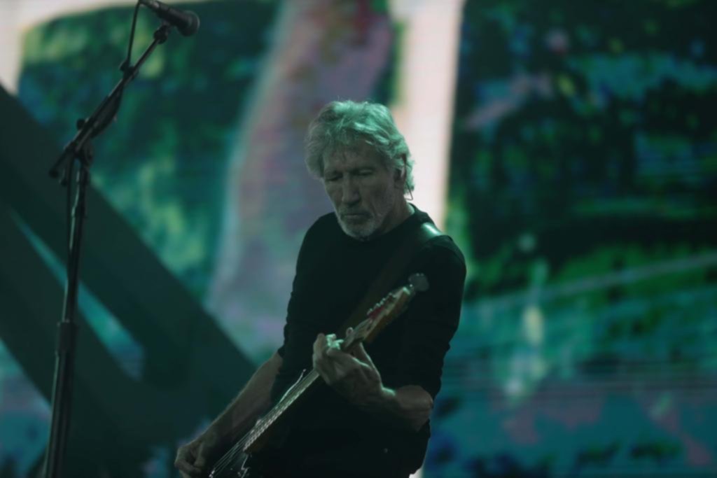 El agua no pudo con Roger Waters y el músico cerró su gira argentina en La Plata