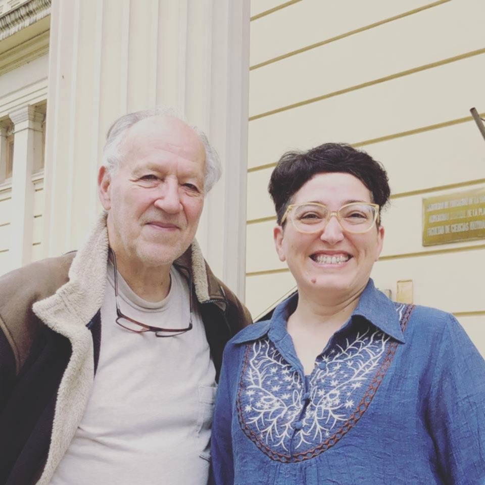 Sorpresa: Werner Herzog y una visita fugaz a La Plata: filmó en el Museo de Ciencias Naturales