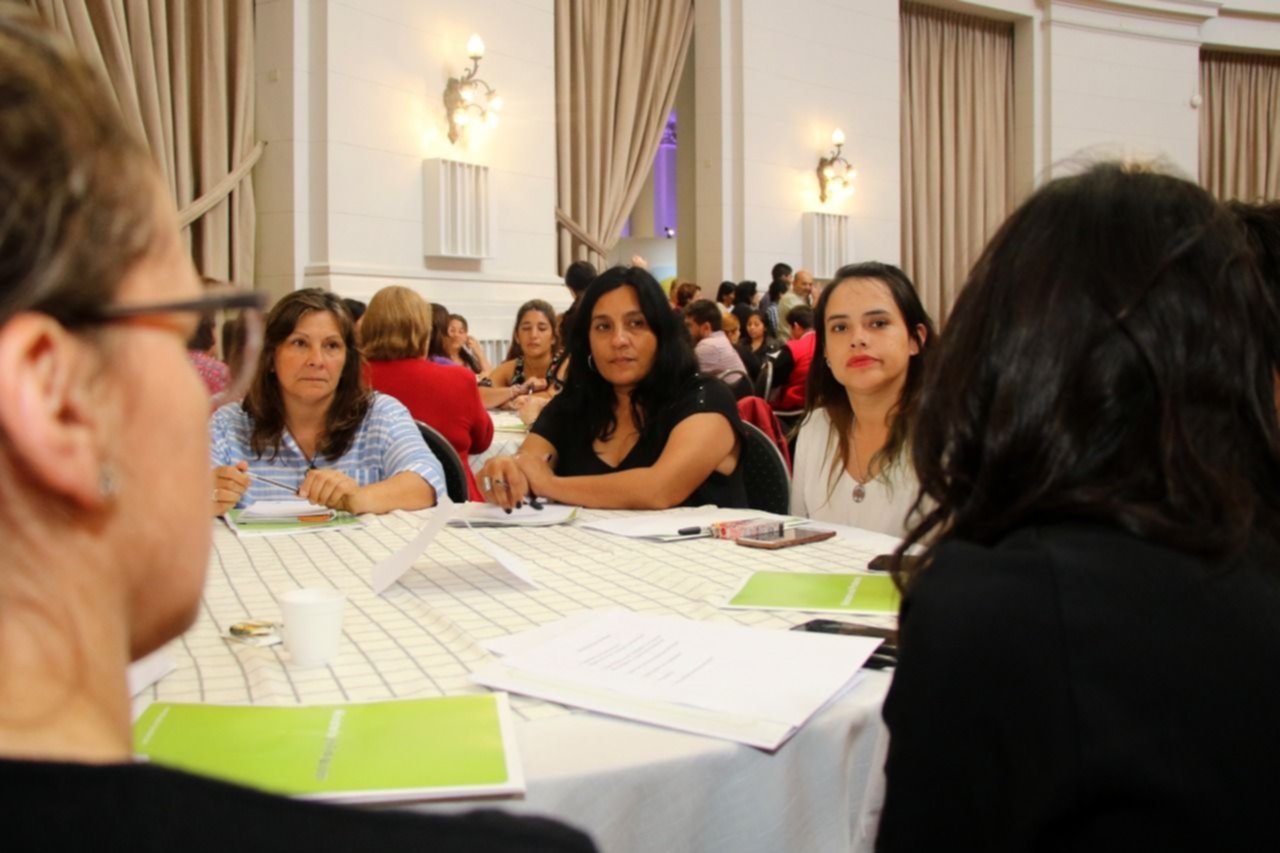 Mujeres emprendedoras de la Provincia asistieron a una jornada de capacitación y talleres