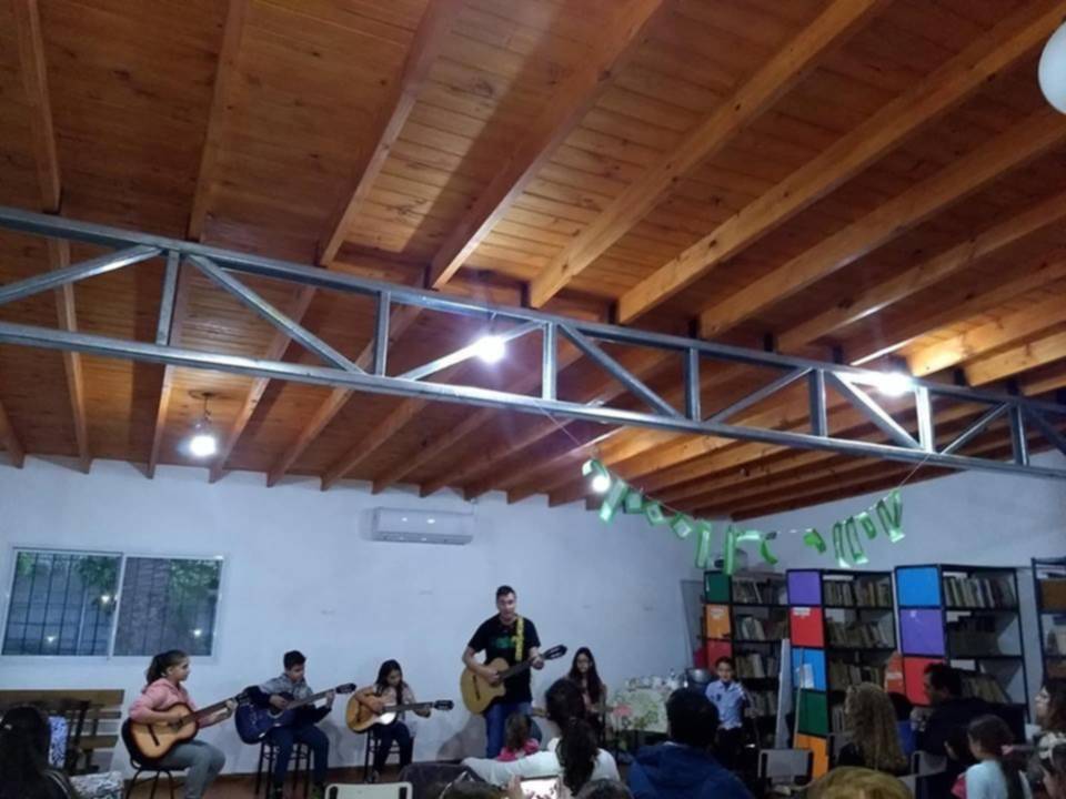 Encuentro coral en Villa Elisa