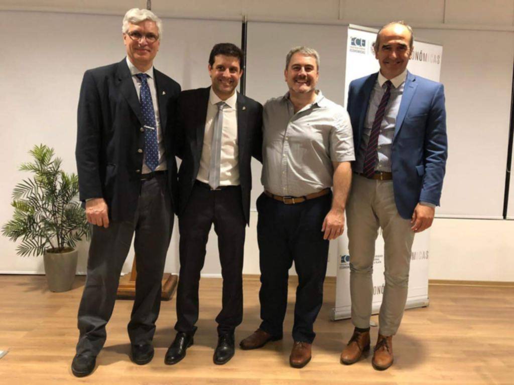 Una reunión con los números de la Región en el foco