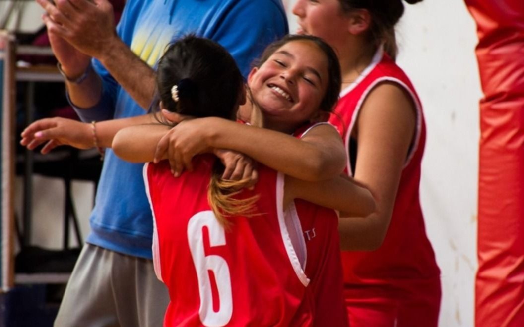 Finalizó el torneo de básquet J.r Escolar que unió a más de 1200 chicos de La Región