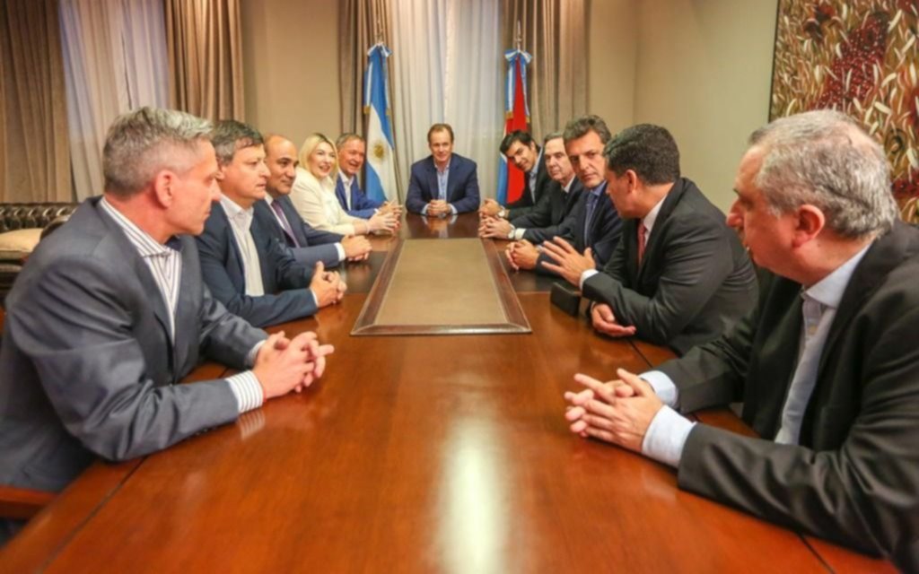 El grupo de los Cuatro se reunió con gobernadores buscando ampliar el peronismo federal