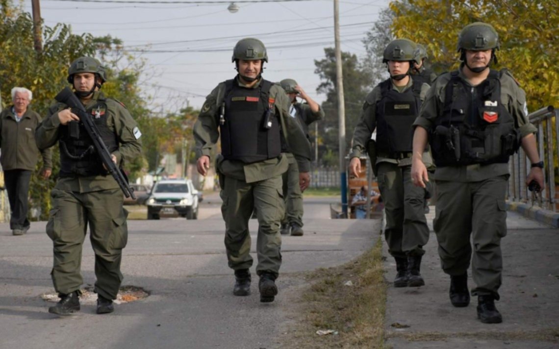 Gendarmería realiza un rastrillaje en el campo donde mataron a un militante de la CTEP