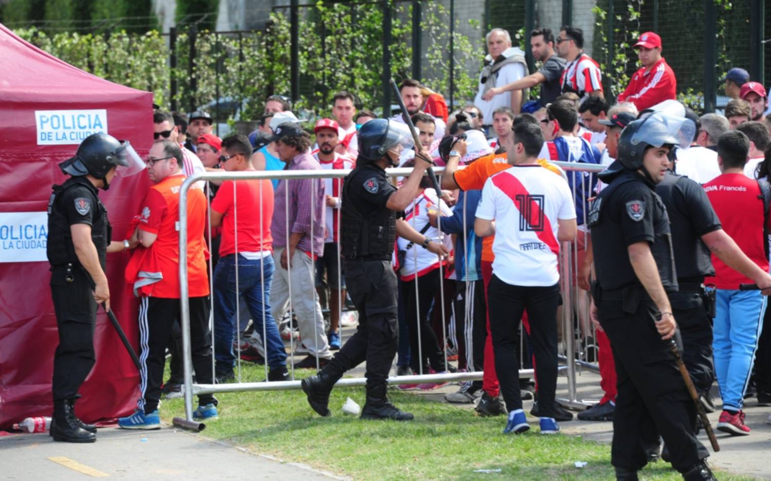 Boca pide sanciones contra River