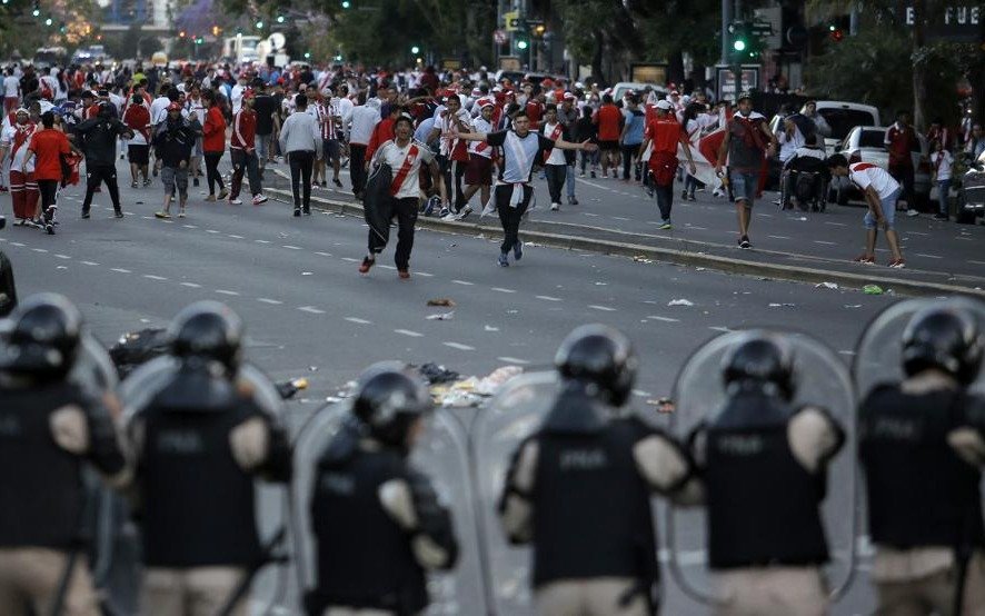 Superfinal suspendida: para el "New York Times" Argentina es un "país dañado"