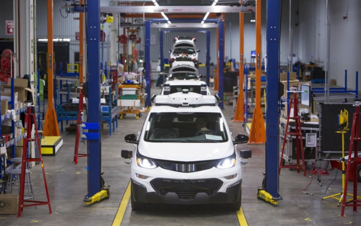 Trump amenaza con cortar subsidios a General Motors por anuncio de cierre de plantas