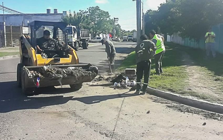 Operativo de limpieza en barrios del Distrito
