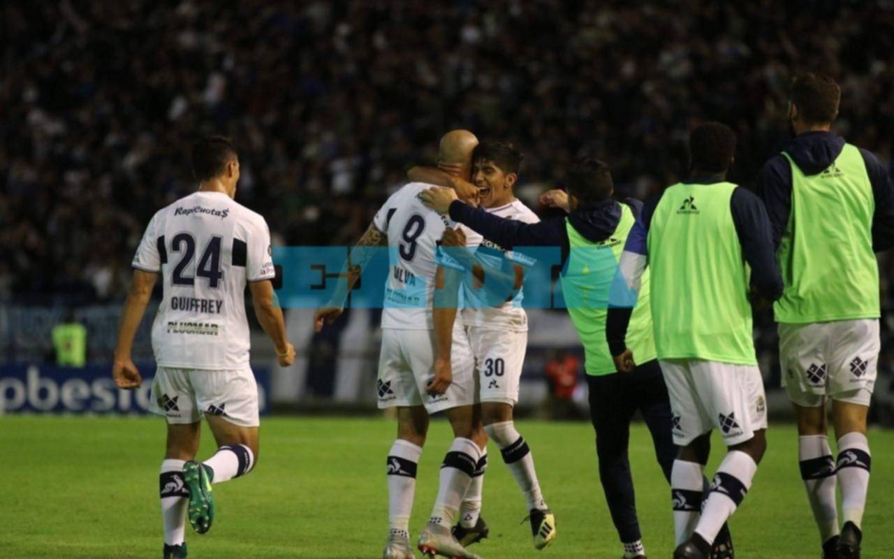¡Lobo corazón!: Gimnasia venció a River y se metió en la final de la Copa Argentina