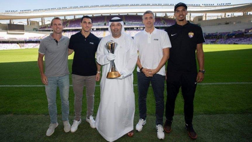 Burdisso y Crespo palpitaron el Mundial de Clubes