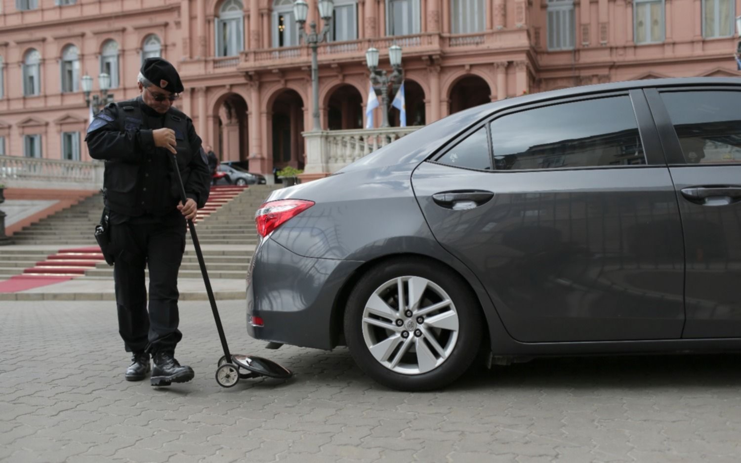Varios artefactos "sospechosos" movilizaron a la policía porteña