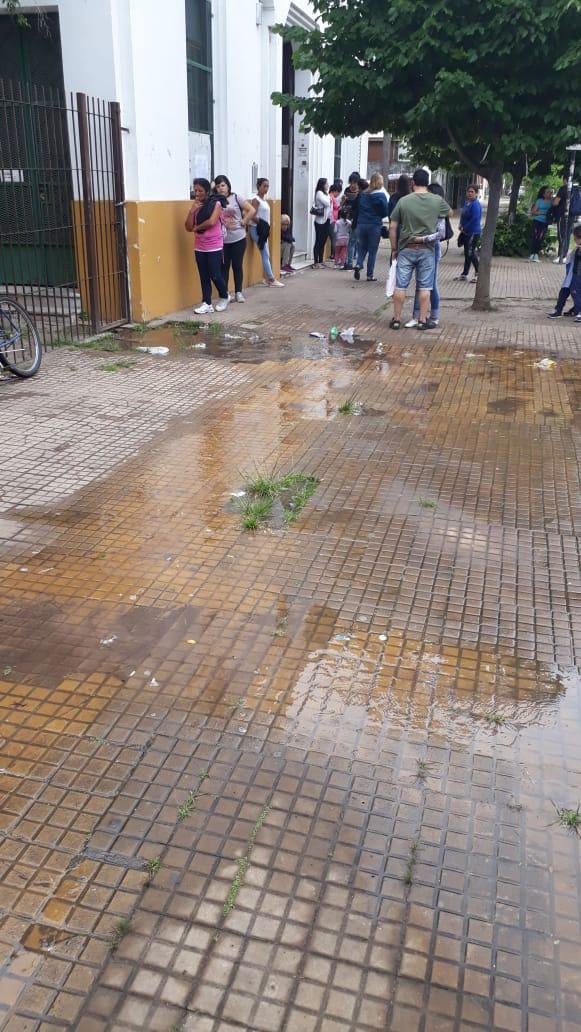 La Primaria 45, con escasez de agua y serios problemas para dictar clases