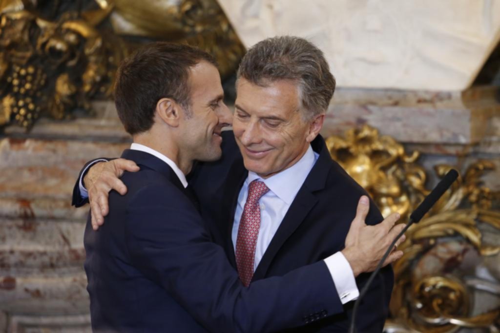 El Presidente elogió la reforma laboral de Macron y le agradeció el apoyo en el FMI