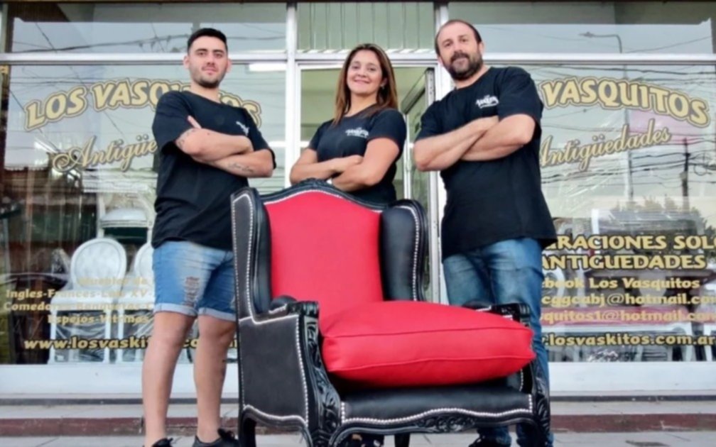 Sacan a la venta sillones similares al que utilizó Maradona en cancha de Newell´s