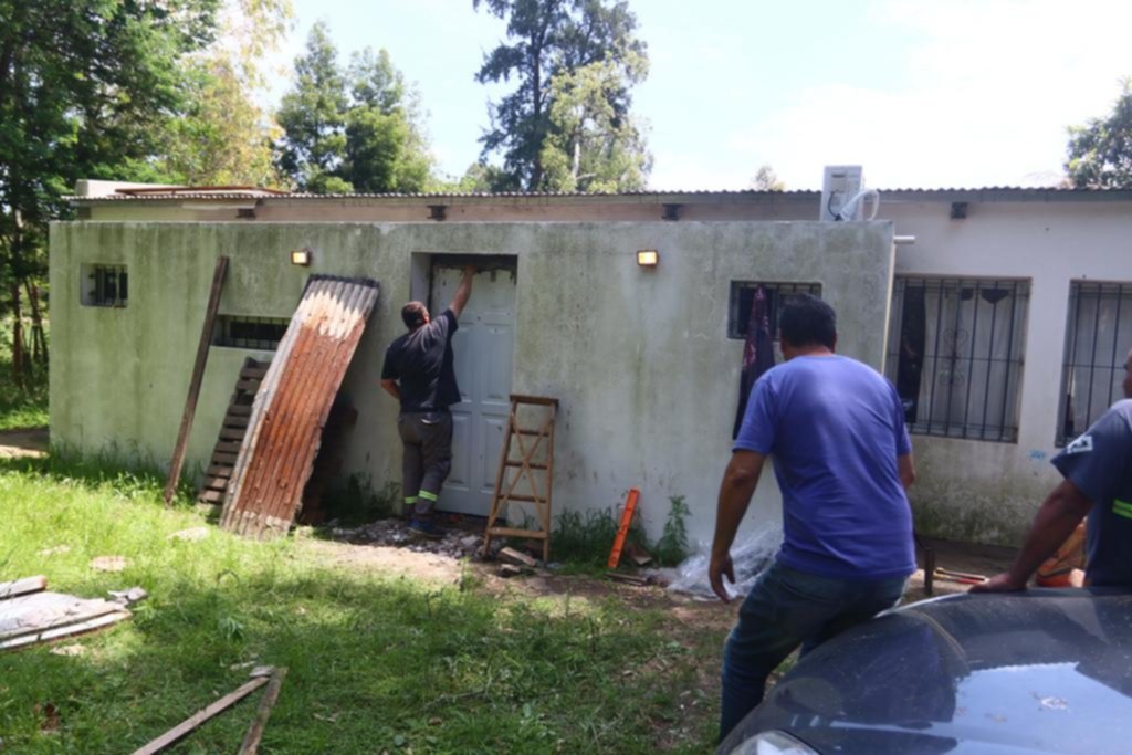 Volvieron a atacar una escuela municipal de Arturo Seguí y los padres pidieron seguridad