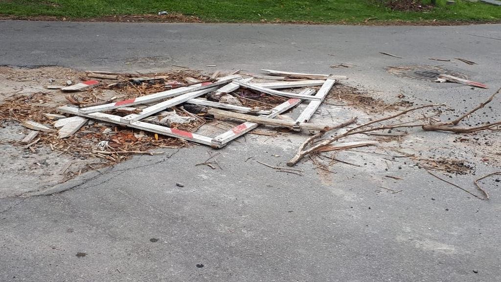 Piden arreglar un gran bache céntrico en City Bell