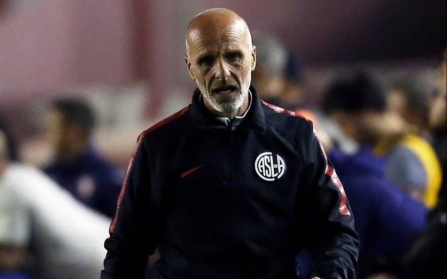 "¿Quién va a dirigir, Tinelli?", la bronca del DT interino de San Lorenzo