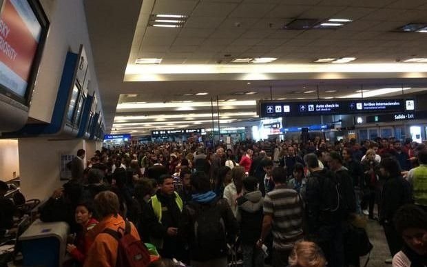 Vuelos cancelados y demoras en Aeroparque por la tormenta