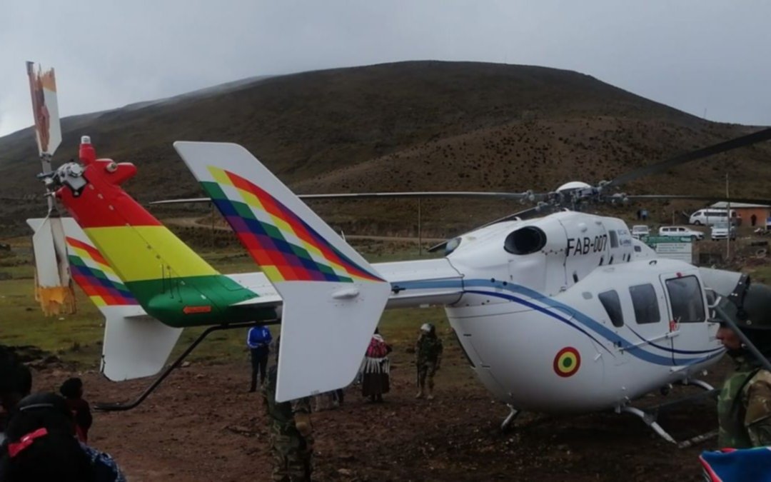 El helicóptero que trasladaba a Evo Morales tuvo que aterrizar de emergencia