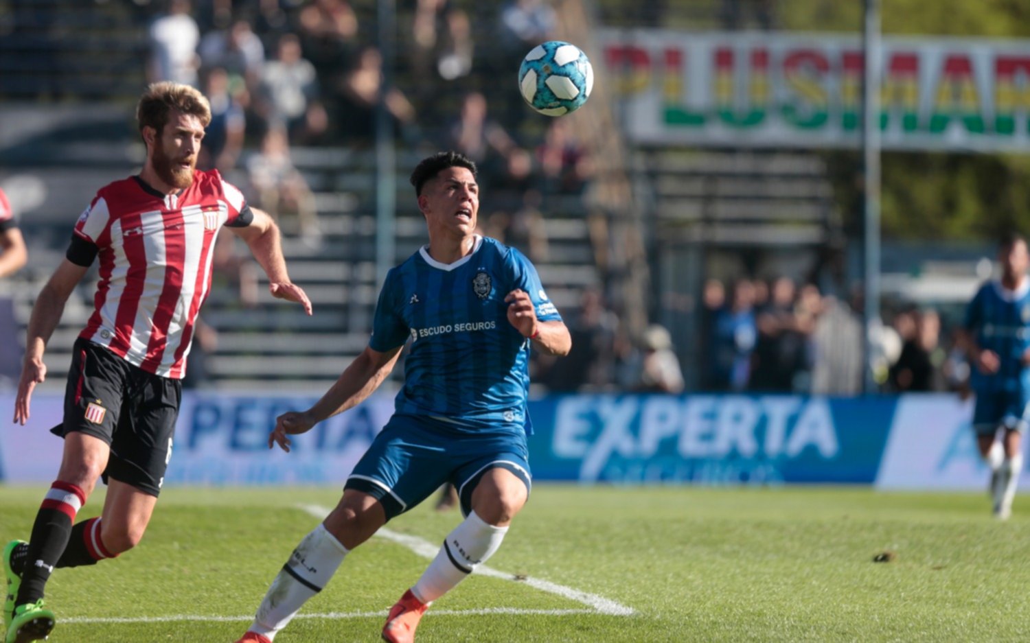 "Dormí siestas en esos tablones esperando para entrenar y es emocionante vivir esto"