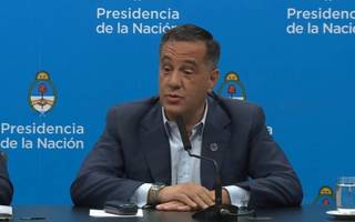 El Gobierno cuestionó a los gremios que no le pedirán bono de fin de año a Alberto Fernández