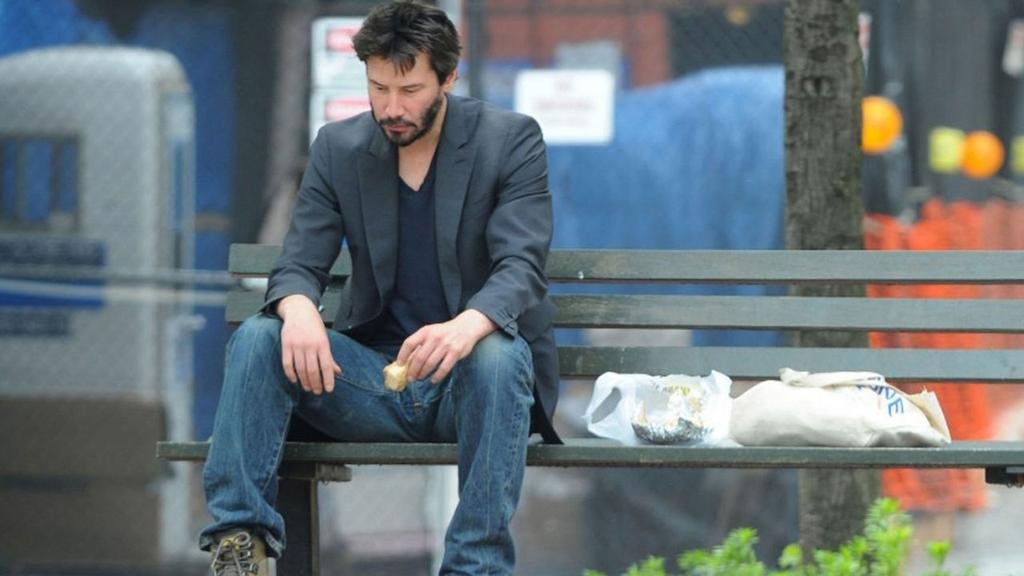 ¡Keanu está feliz!: presentó a su primera novia en décadas y las redes están chochas