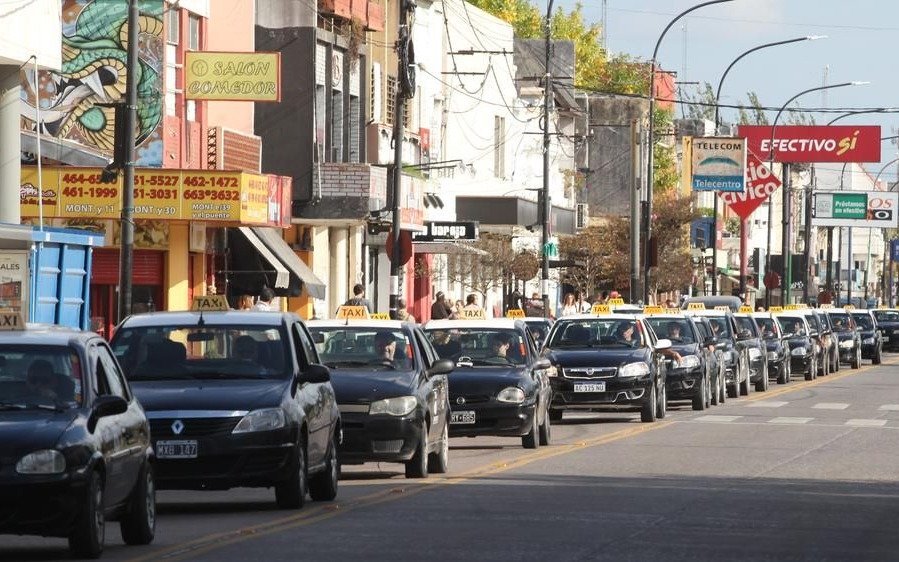 Aprueban un aumento del 30% en los taxis en Berisso