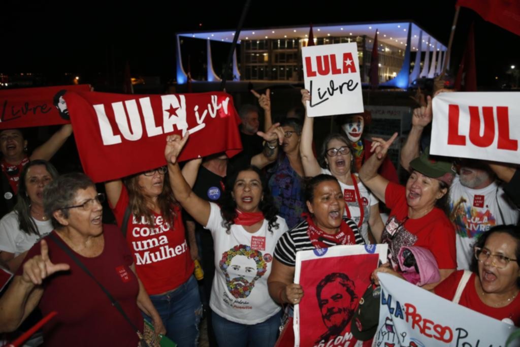 La Corte abrió la puerta para liberar a Lula y otros miles de presos en Brasil