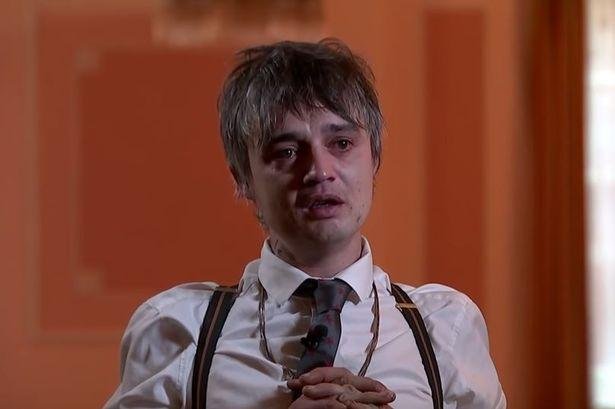 Un día después de liberarlo, arrestaron a Pete Doherty
