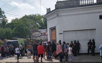 Allanamiento en depósito de vendedores ambulantes