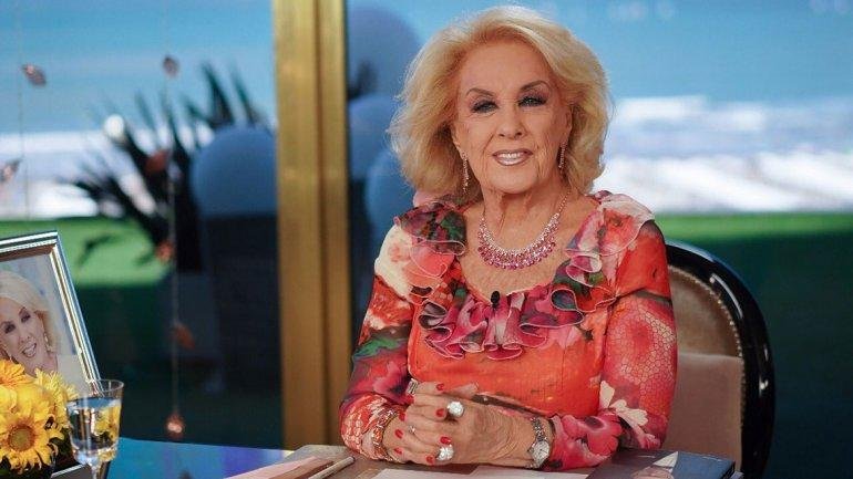 Mirtha resignaría su sueldo con tal de ir a Mar del Plata
