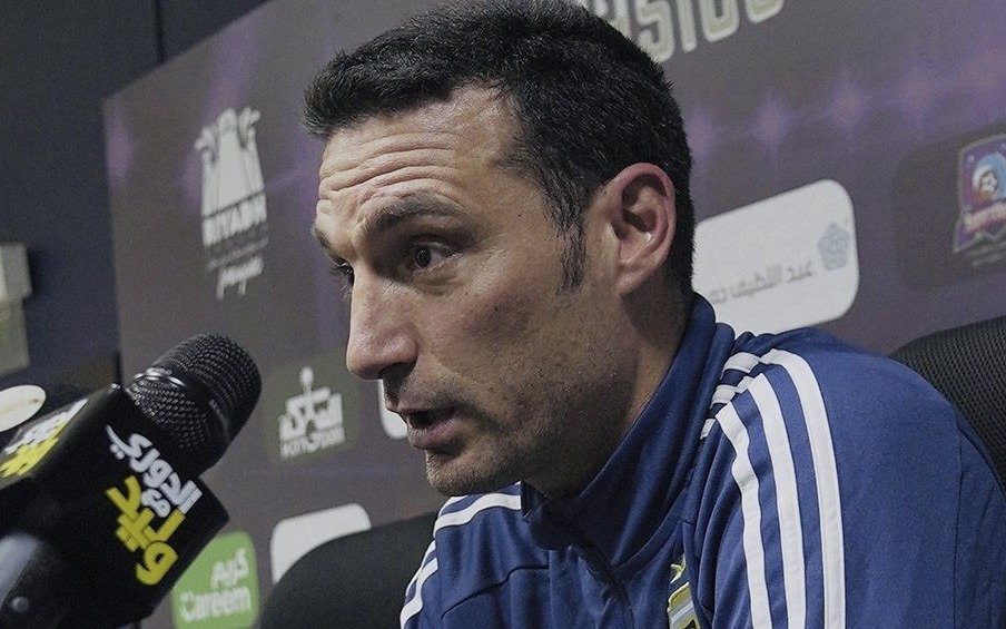 Scaloni quiere esperar a Lautaro Martínez hasta "último momento" para enfrentar a Brasil
