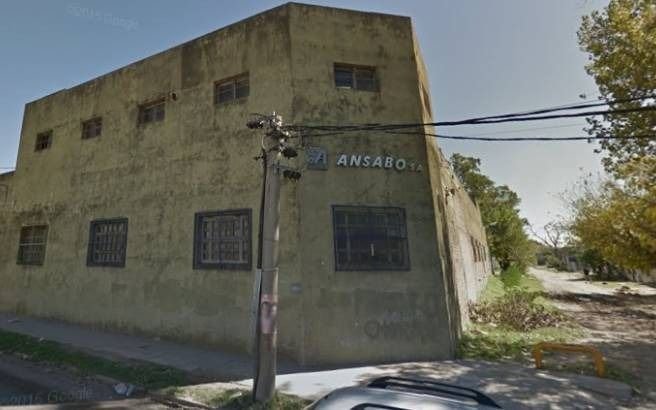 Encuentro de trabajadores en la fábrica Ansabo