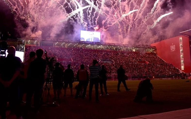 El lunes, Estudiantes abre el nuevo Estadio para ver el partido con Colón en pantalla gigante