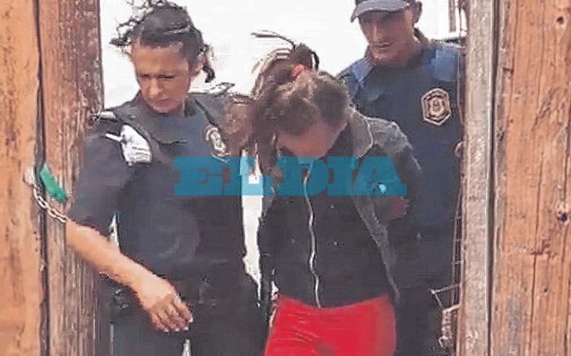 Tres personas fueron detenidas tras una persecución y tiroteo en Melchor Romero