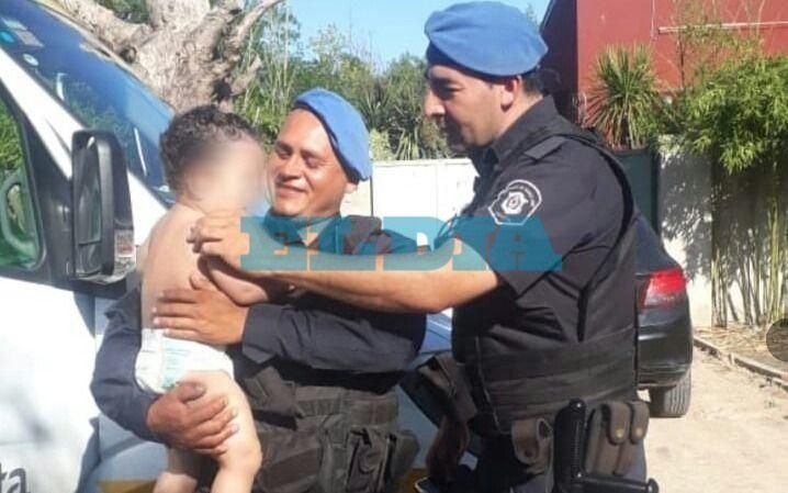 Arturo Seguí: Policías salvaron la vida de un bebé que estaba inconsciente tras caer a una pileta