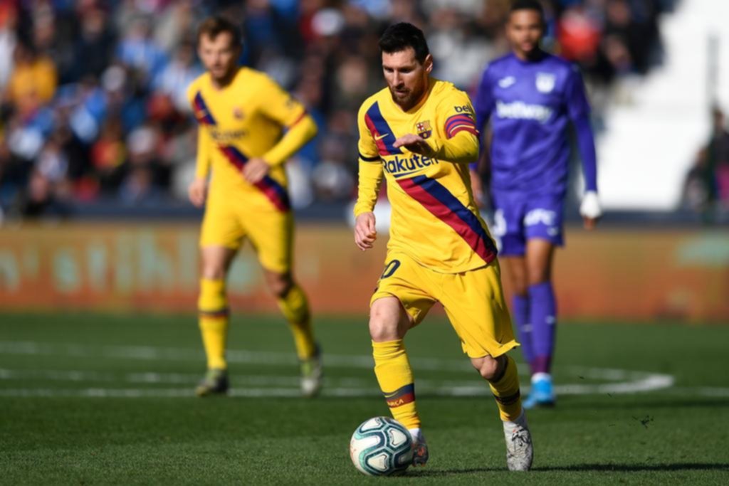 Barcelona y Real Madrid ganaron y continúan liderando juntos La Liga de España