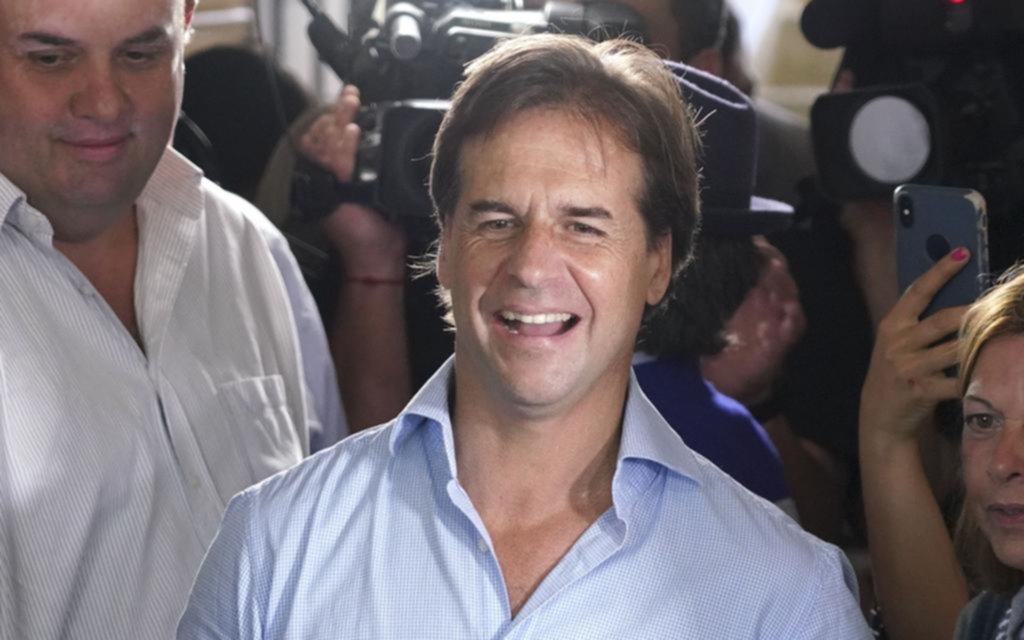 Elecciones en Uruguay: ajustado resultado y el presidente surgirá de un recuento de votos