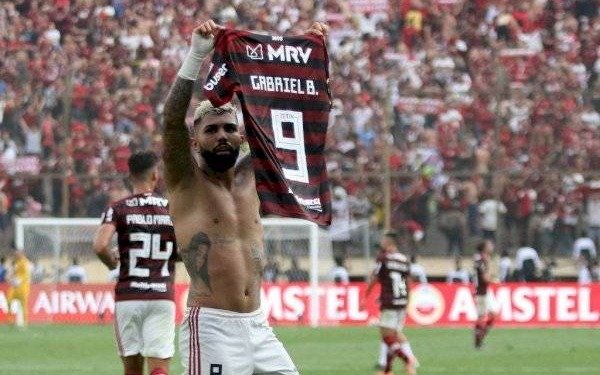 Gabigol se quedó con las ganas de conocer a Gallardo