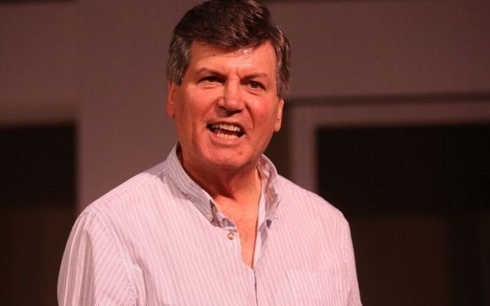 Se conoció el parte médico de Carlín Calvo:  "Presenta sangrado urinario y sepsis severa"