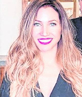 Adabel contrató de niñera a la ex pareja de su marido