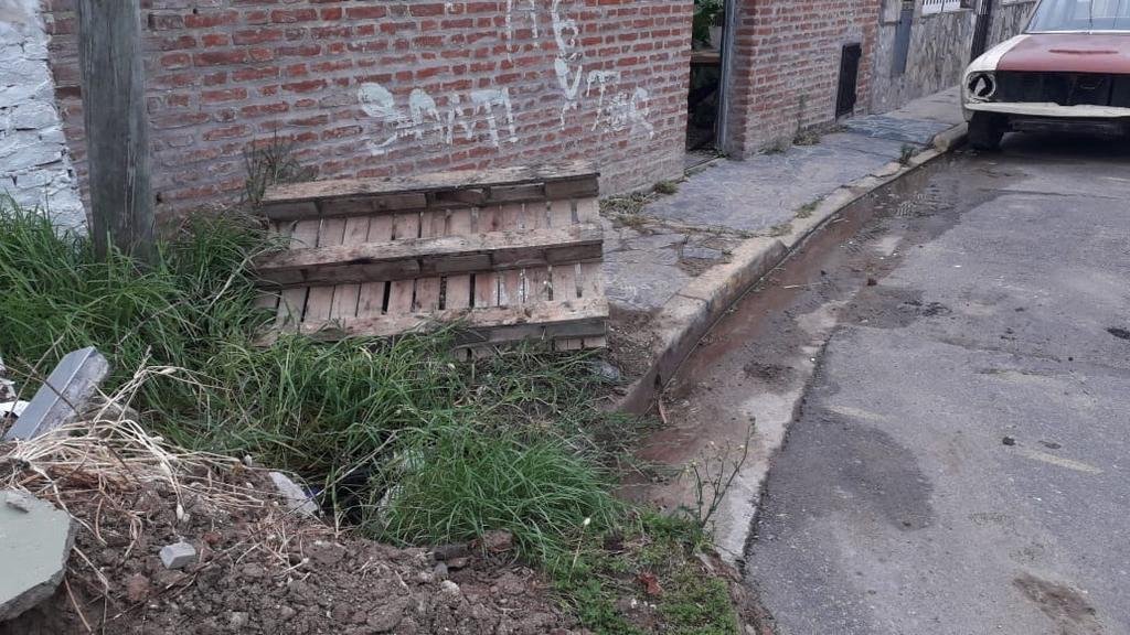 Repararon un caño que perdía pero quedo el pozo